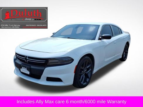 Used 2019 Dodge Charger SXT w/ Blacktop Package RWD image 1