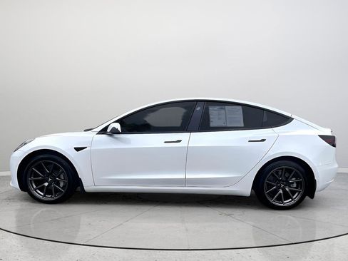 Used 2021 Tesla Model 3 Long Range image 9