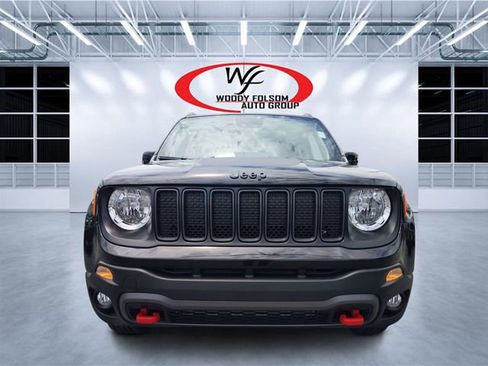 Used 2023 Jeep Renegade Trailhawk w/ Trailer Tow Group AWD/4WD image 9