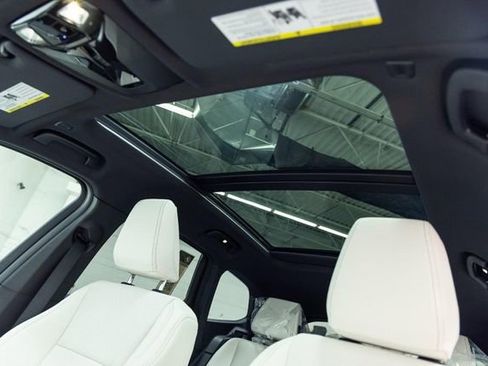 New 2026 BMW X1 xDrive28i w/ Technology Package image 19