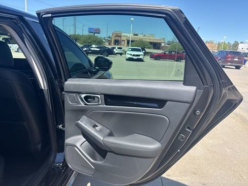 Used 2024 Honda Civic Touring image 33