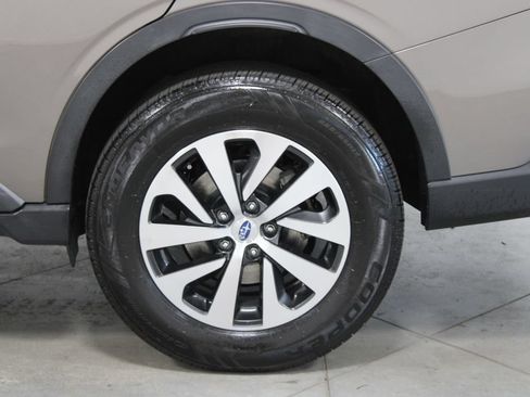 Used 2021 Subaru Outback Premium AWD/4WD image 16