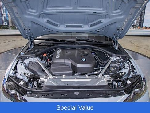 Used 2025 BMW 430i xDrive Coupe w/ M Sport Package AWD/4WD image 5