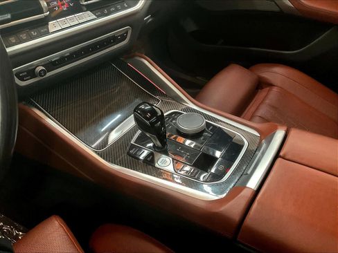 Used 2022 BMW X6 M50i w/ Premium Package AWD/4WD image 20