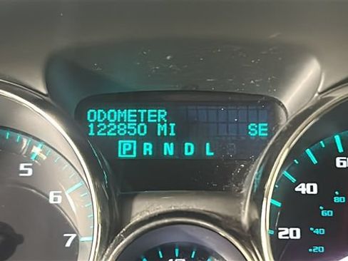 Used 2013 Buick Enclave Premium FWD image 19