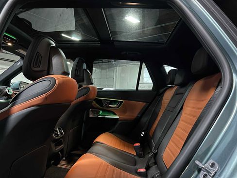 Certified 2025 Mercedes-Benz GLC 300 4MATIC image 18