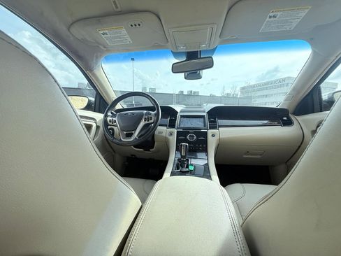 Used 2016 Ford Taurus Limited w/ Equipment Group 301A image 13