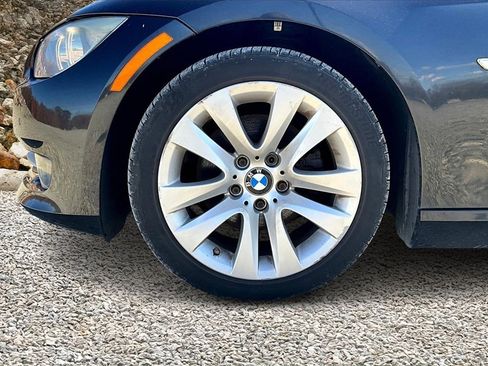 Used 2013 BMW 328i Convertible image 7