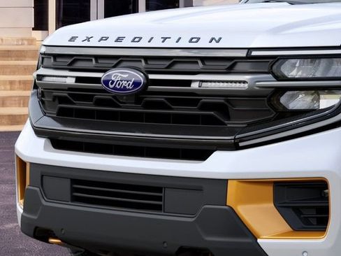 New 2027 Ford Expedition Tremor w/ Driver's Package AWD/4WD image 17