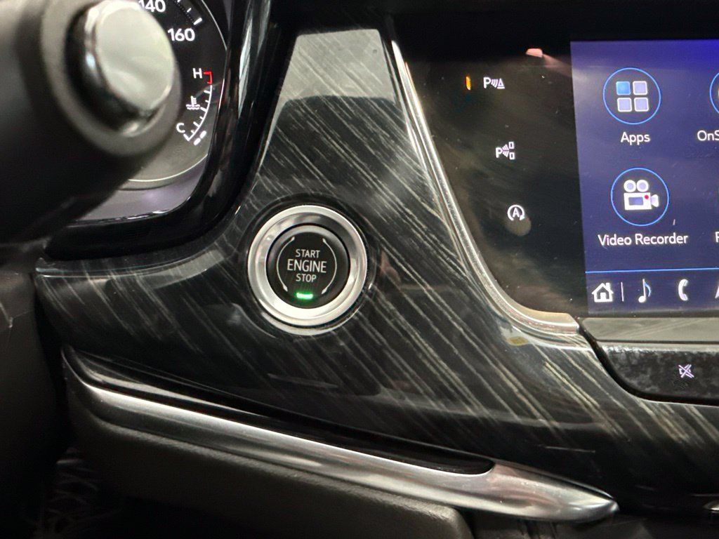 Used 2022 Cadillac XT6 Premium Luxury w/ Technology Package AWD/4WD image 32