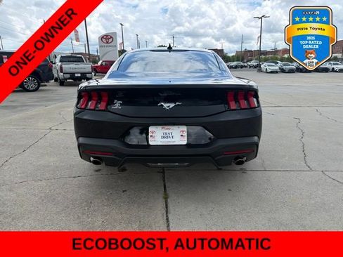 Used 2026 Ford Mustang Coupe RWD image 6