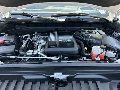 Used 2023 GMC Sierra 1500 AT4 w/ Technology Package AWD/4WD image 29
