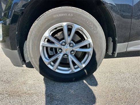 Used 2016 Chevrolet Equinox LT w/ Convenience Package image 9