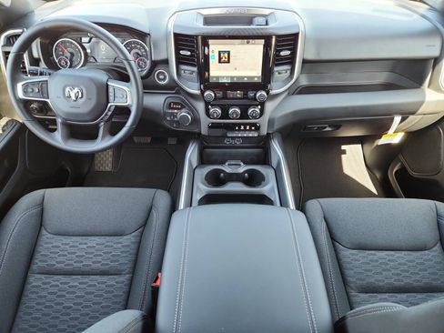New 2026 RAM 1500 Express AWD/4WD image 13