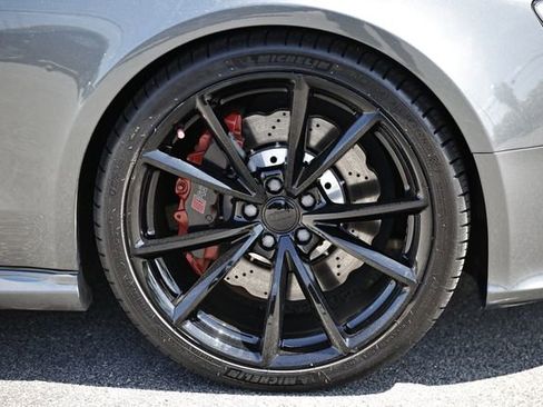Used 2015 Audi RS 5 Coupe w/ Black Optic Plus Package AWD/4WD image 4