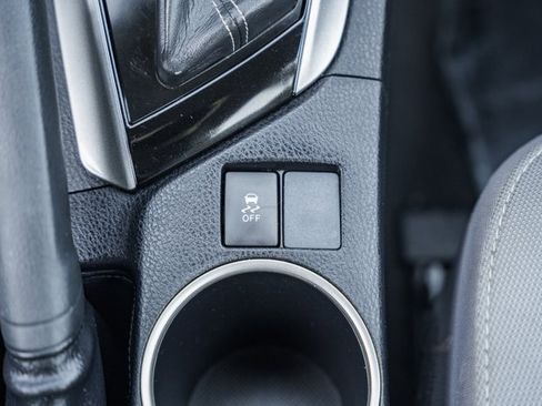 Used 2016 Toyota Corolla LE image 20