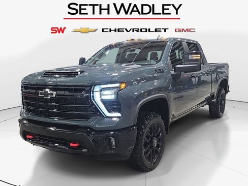 New 2026 Chevrolet Silverado 2500 LT w/ Trail Boss Package AWD/4WD image 3