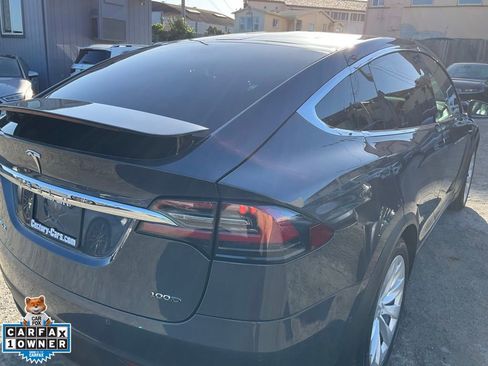 Used 2017 Tesla Model X 100D image 91