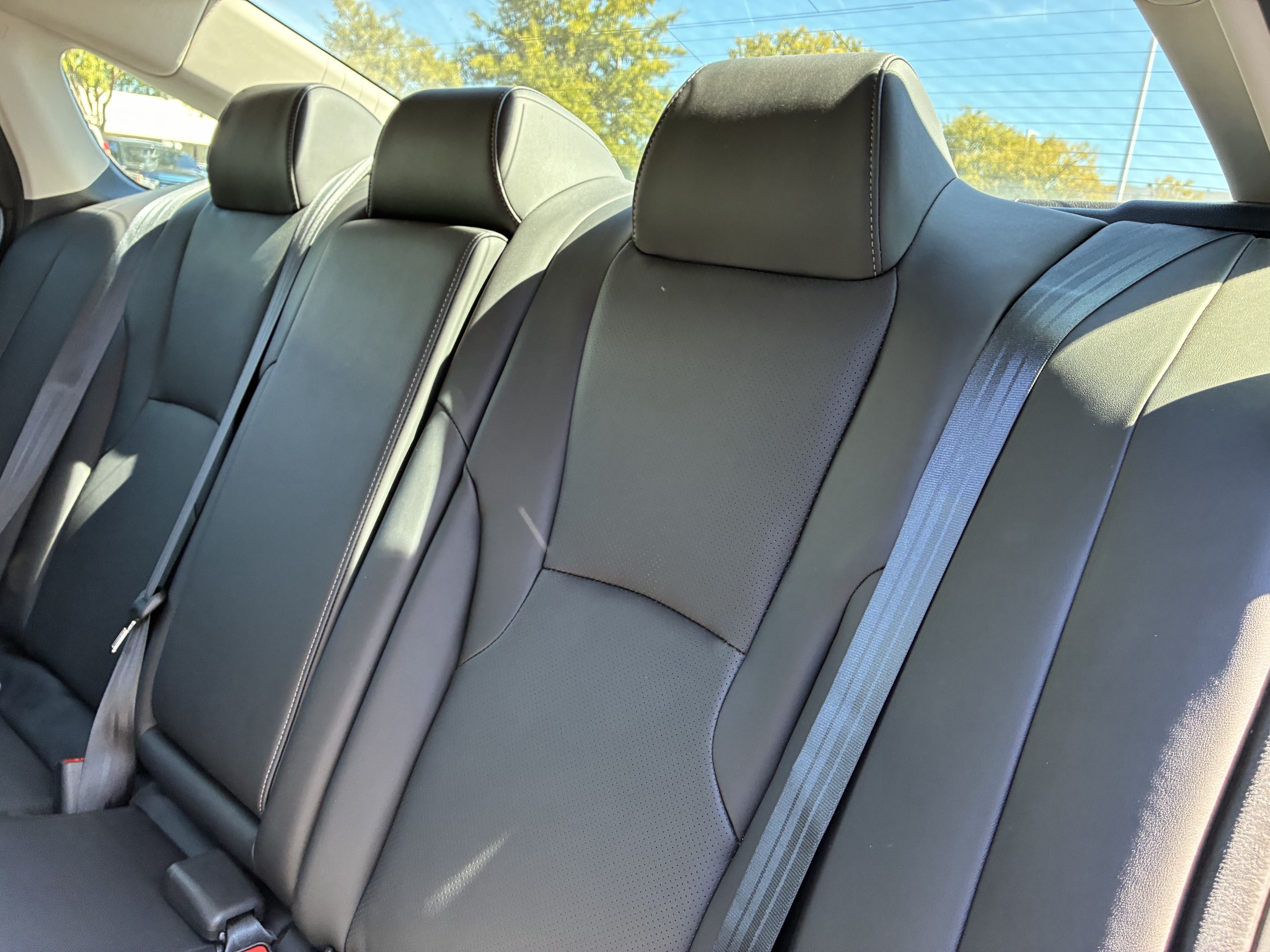 Used 2025 Honda Accord EX-L image 12