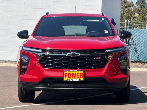 Used 2026 Chevrolet Trax RS w/ Driver Confidence Package FWD image 9