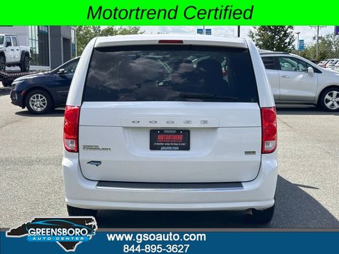 Used 2017 Dodge Grand Caravan SE FWD image 5