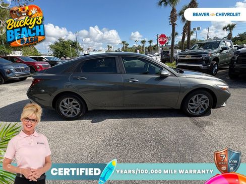 Used 2024 Hyundai Elantra SEL FWD image 8
