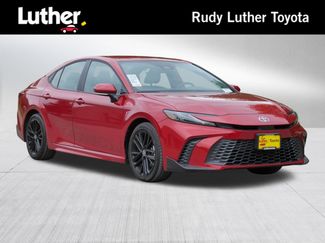 Certified 2025 Toyota Camry SE FWD video 1