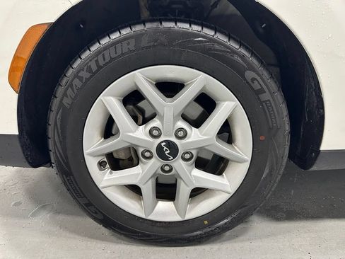 Used 2023 Kia Soul LX w/ LX Technology Package FWD image 63