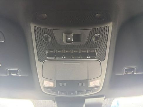 Used 2022 Ford F250 Platinum AWD/4WD image 12
