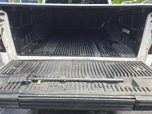 Used 2011 Ford F150 Lariat Limited AWD/4WD image 19