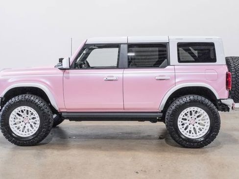 Used 2025 Ford Bronco Heritage Edition image 38