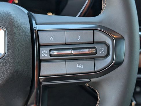 New 2026 GMC Canyon AT4 image 19