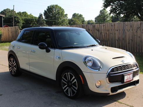 Used 2019 MINI Cooper S w/ Storage Package FWD image 2