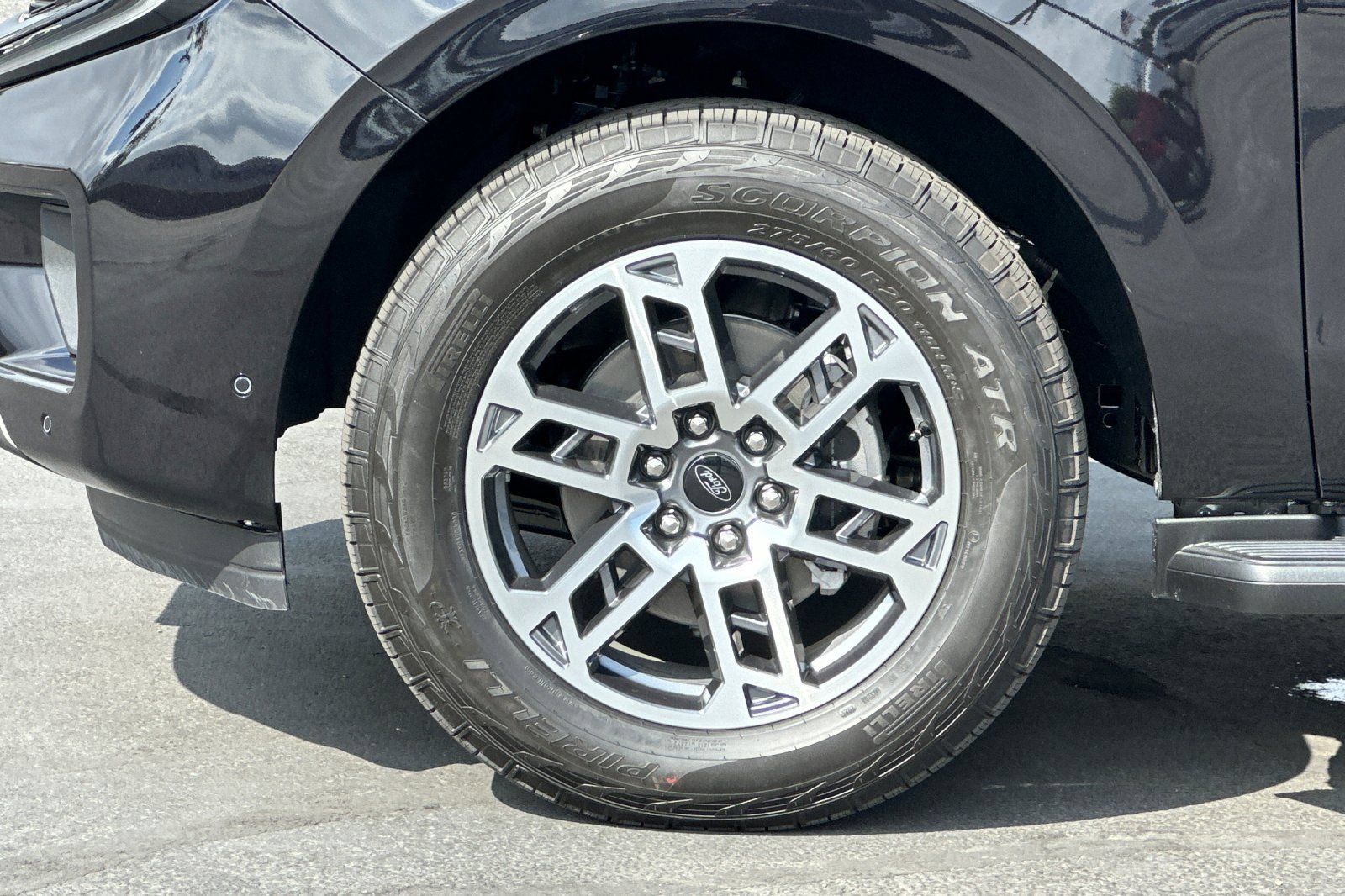 New 2025 Ford Expedition Active AWD/4WD image 27