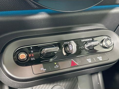 Certified 2025 MINI Cooper S FWD image 14