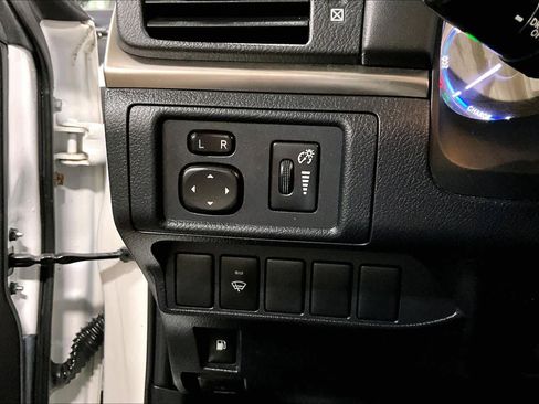 Used 2014 Lexus CT 200h image 34