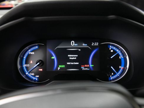 Used 2024 Toyota RAV4 XSE AWD/4WD image 28