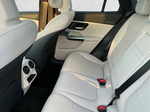 Certified 2026 Mercedes-Benz GLC 300 4MATIC image 14