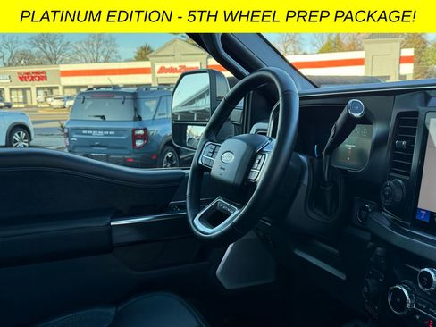 Used 2025 Ford F250 Platinum image 33