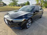 Used 2018 Honda Accord Touring image 2