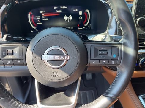 Used 2022 Nissan Pathfinder Platinum w/ Cargo Package image 21