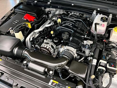 Used 2024 Jeep Gladiator Sport image 30