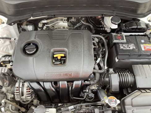 Used 2024 Kia Seltos EX image 18