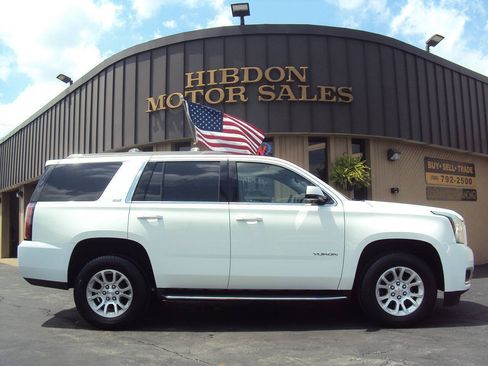 Used 2019 GMC Yukon SLT AWD/4WD image 1