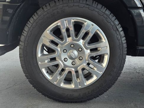 Used 2012 Ford Expedition Limited RWD image 46