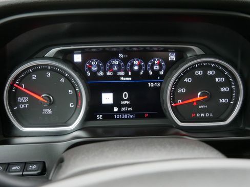 Used 2020 Chevrolet Silverado 1500 LTZ w/ LTZ Premium Package AWD/4WD image 38