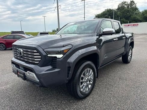 Certified 2024 Toyota Tacoma Limited w/ Limited Package (LT) AWD/4WD image 5
