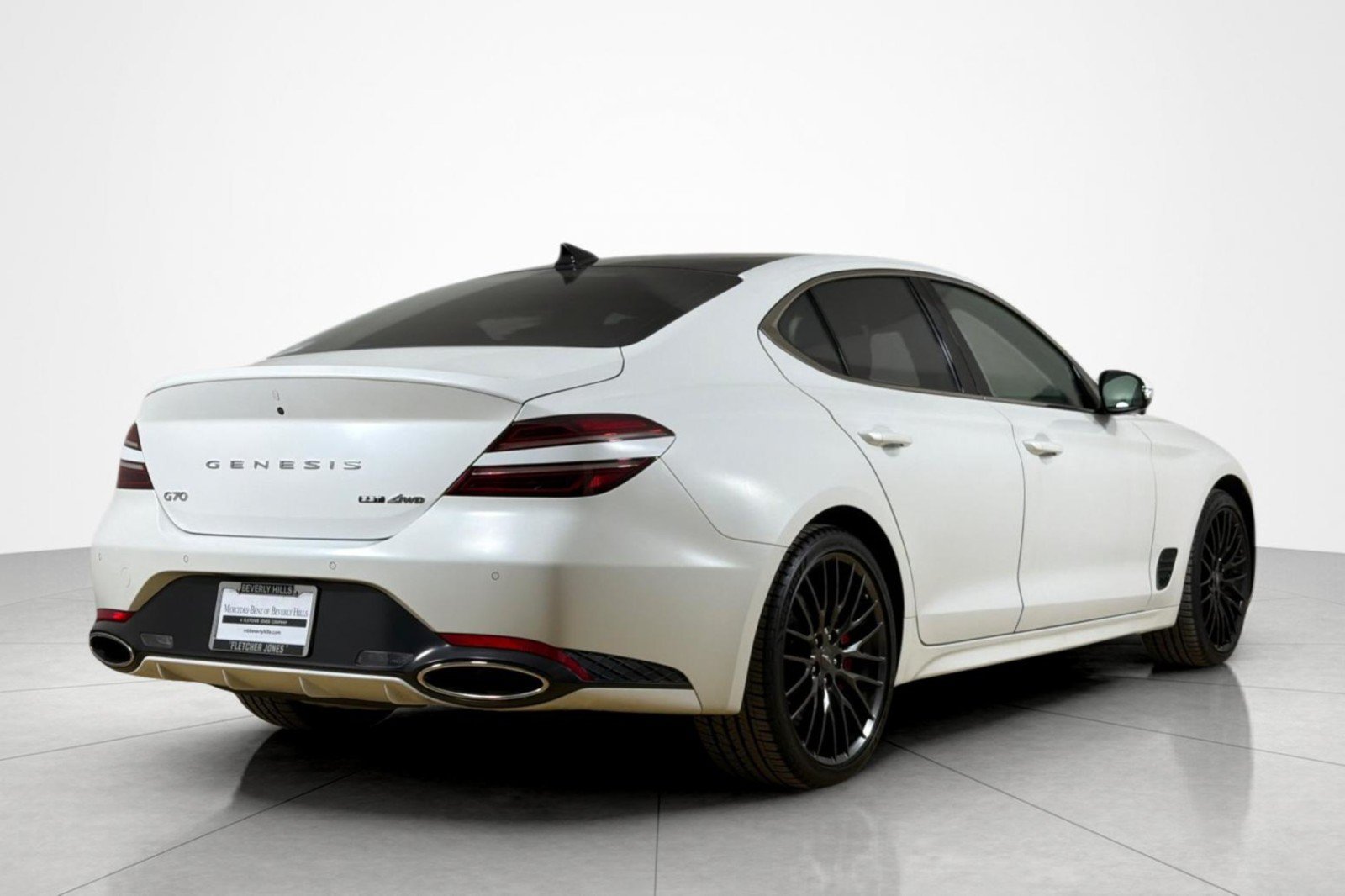 Used 2022 Genesis G70 3.3T Launch Edition AWD/4WD image 5