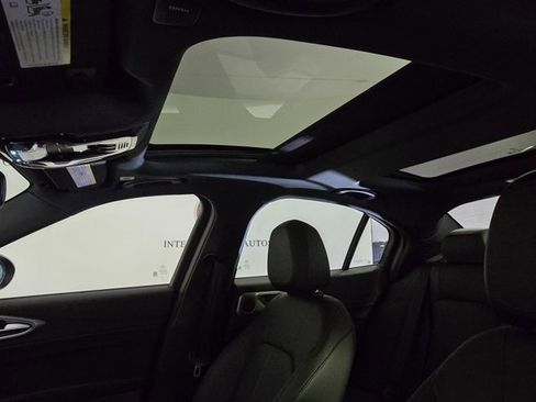 New 2025 Alfa Romeo Giulia image 11