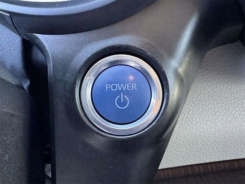 Used 2024 Toyota Sienna LE image 8